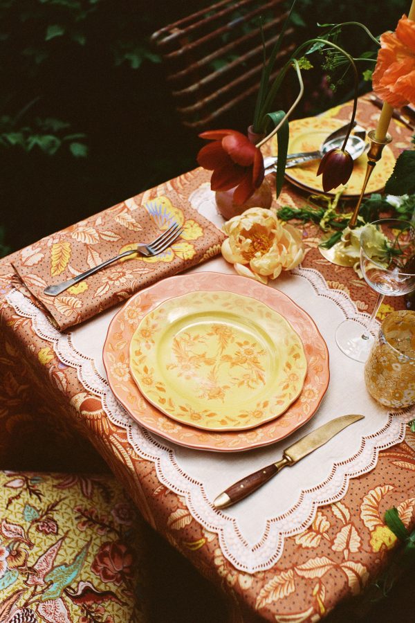 Scallop Embroidered Placemat - Blush For Cheap